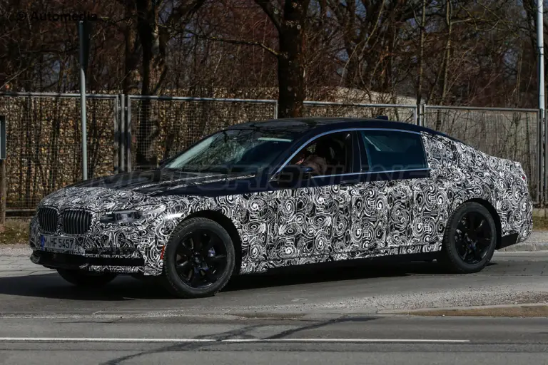 BMW Serie 7 MY 2016 - Foto spia 27-03-2015 - 4