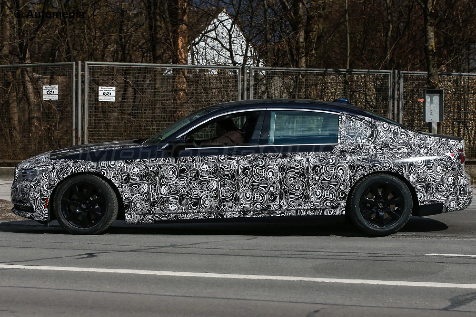 BMW Serie 7 MY 2016 - Foto spia 27-03-2015 - 6