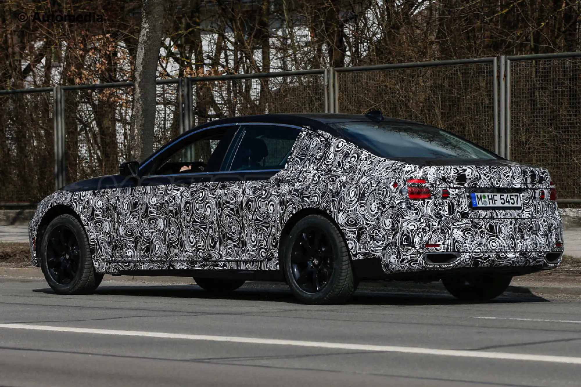 BMW Serie 7 MY 2016 - Foto spia 27-03-2015 - 8