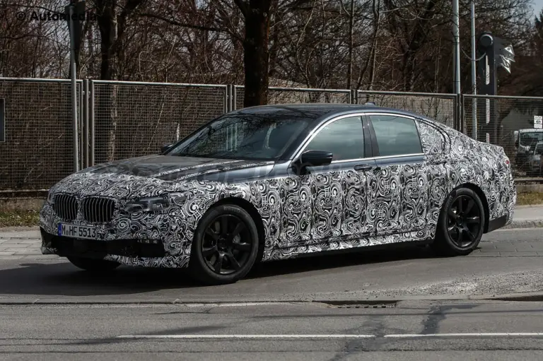 BMW Serie 7 MY 2016 - Foto spia 27-03-2015 - 14