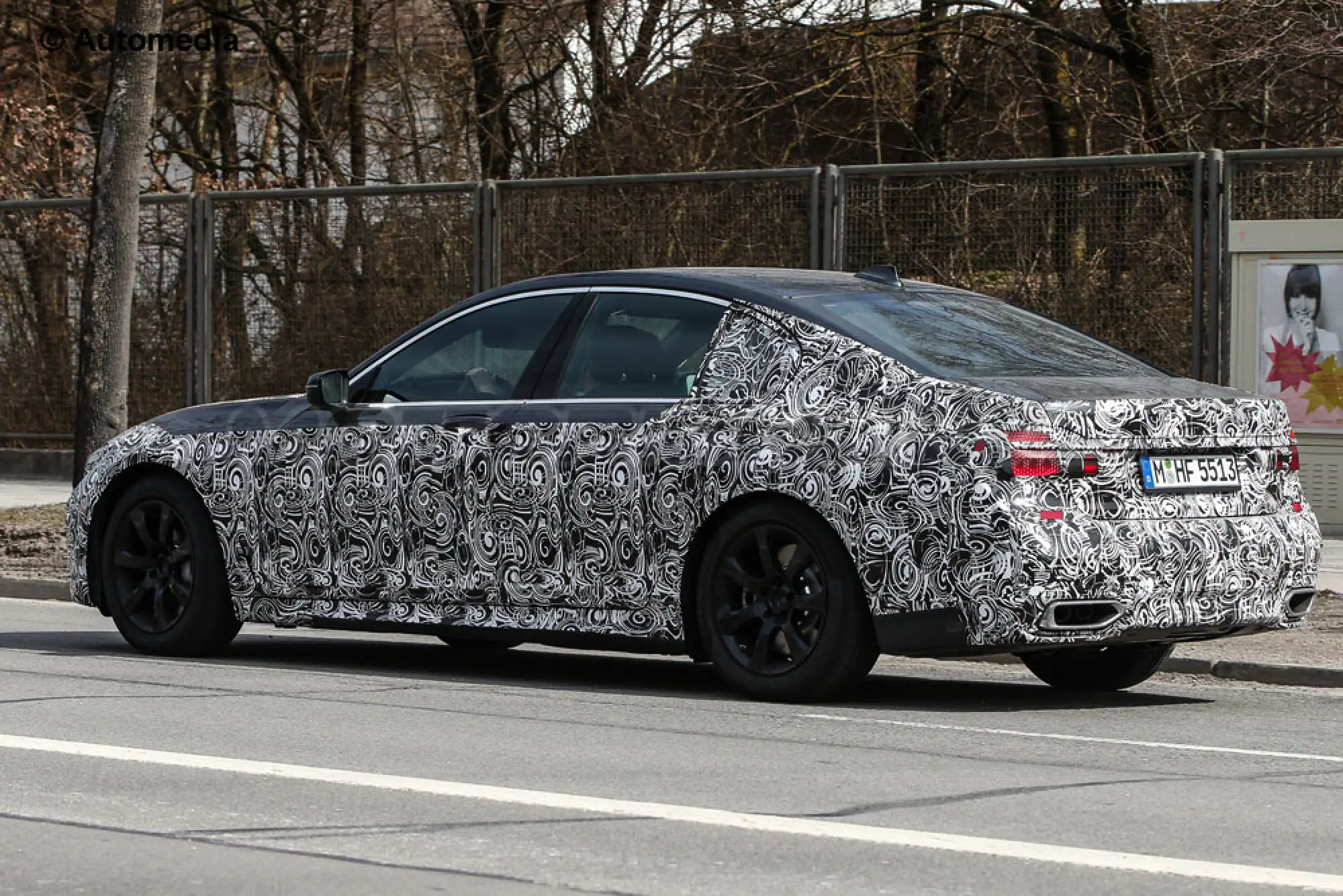 BMW Serie 7 MY 2016 - Foto spia 27-03-2015 - 16