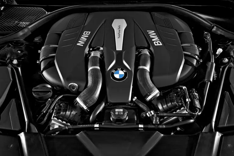 BMW Serie 7 MY 2016 - Foto ufficiali - 18