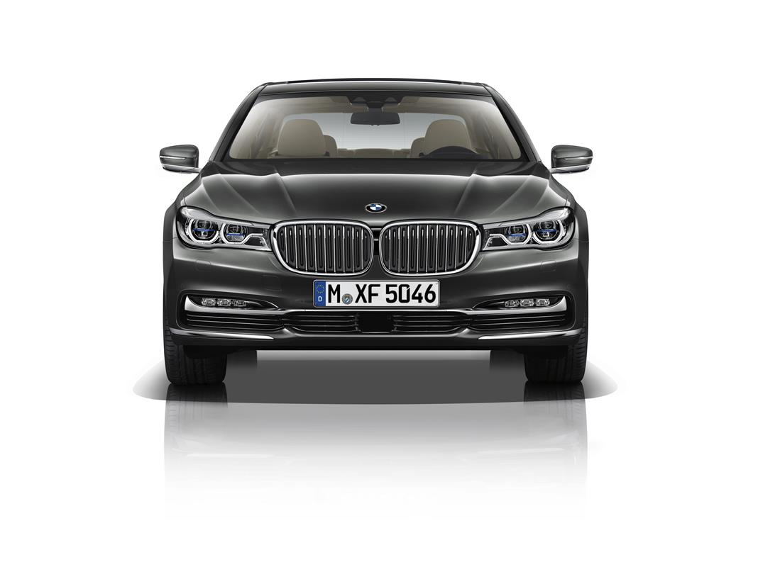 BMW Serie 7 MY 2016 - Nuove foto ufficiali