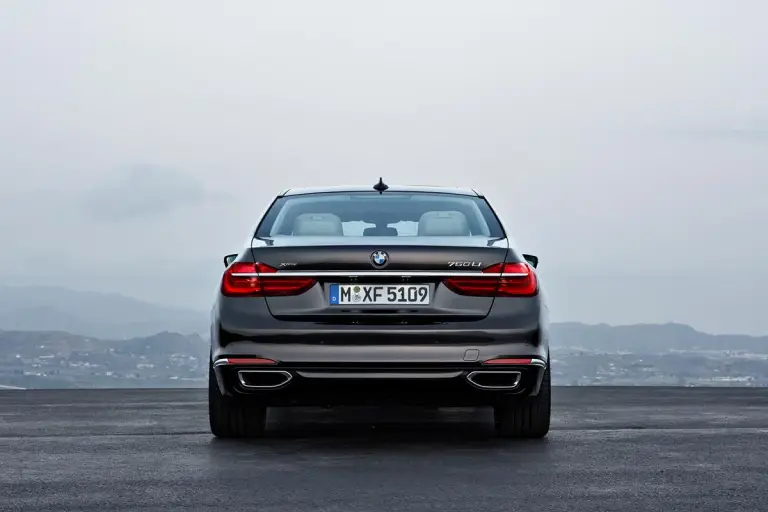 BMW Serie 7 MY 2016 - Nuove foto ufficiali - 20