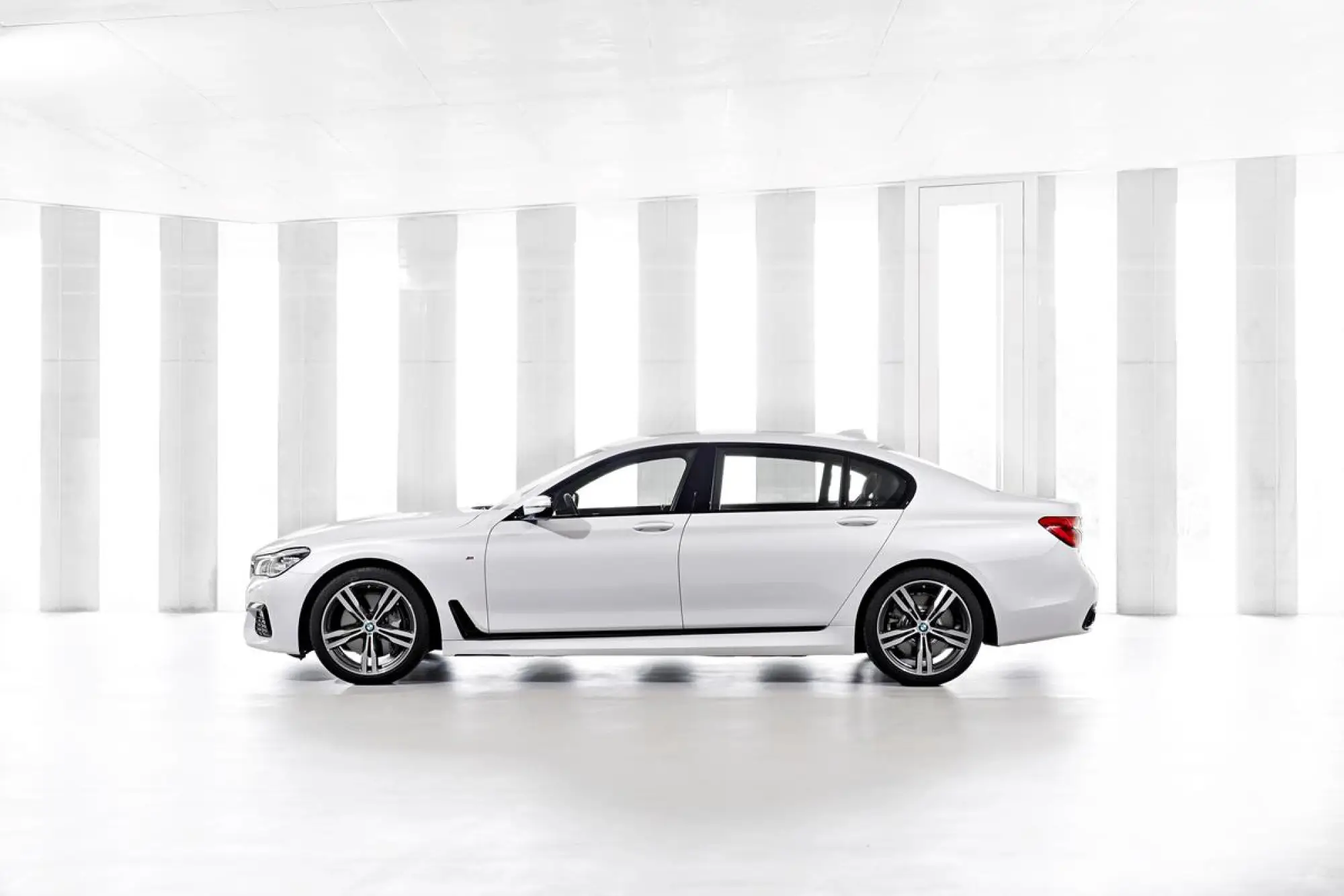 BMW Serie 7 MY 2016 - Nuove foto ufficiali - 48