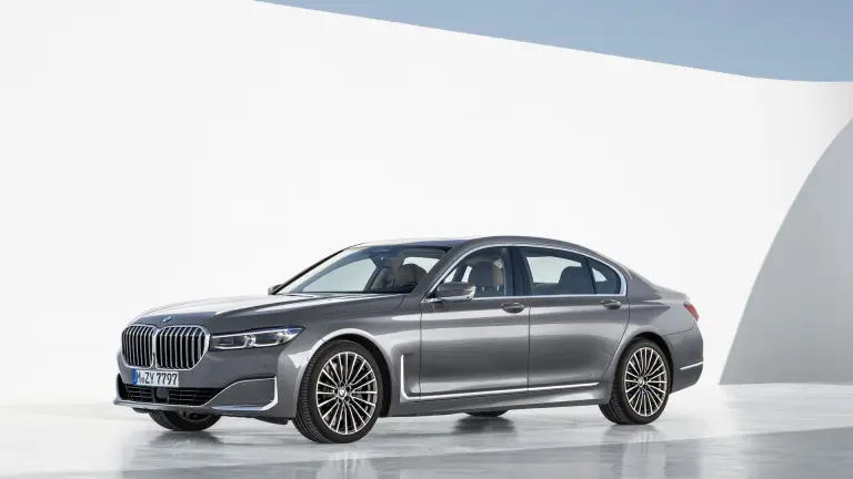 BMW Serie 7 MY 2020 - 13