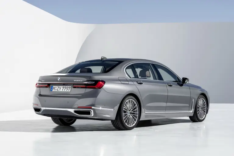 BMW Serie 7 MY 2020 - 24