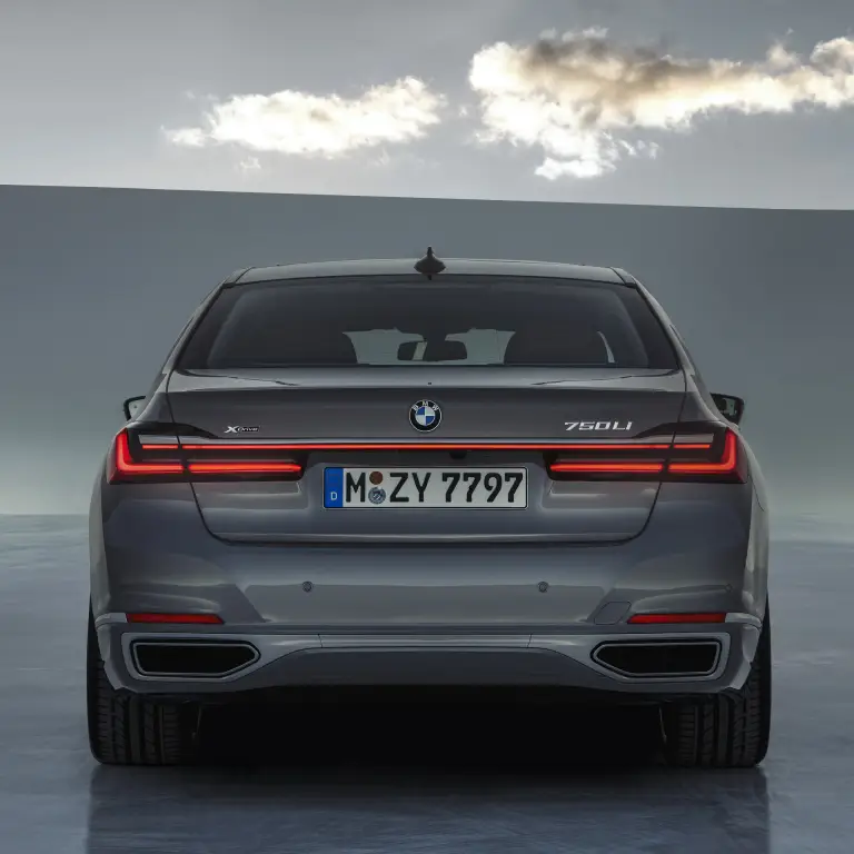 BMW Serie 7 MY 2020 - 69
