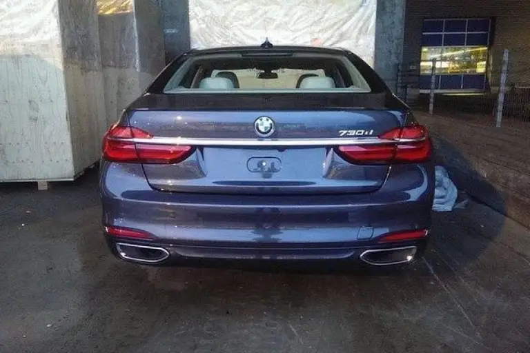 BMW Serie 7 nuove foto  - 3