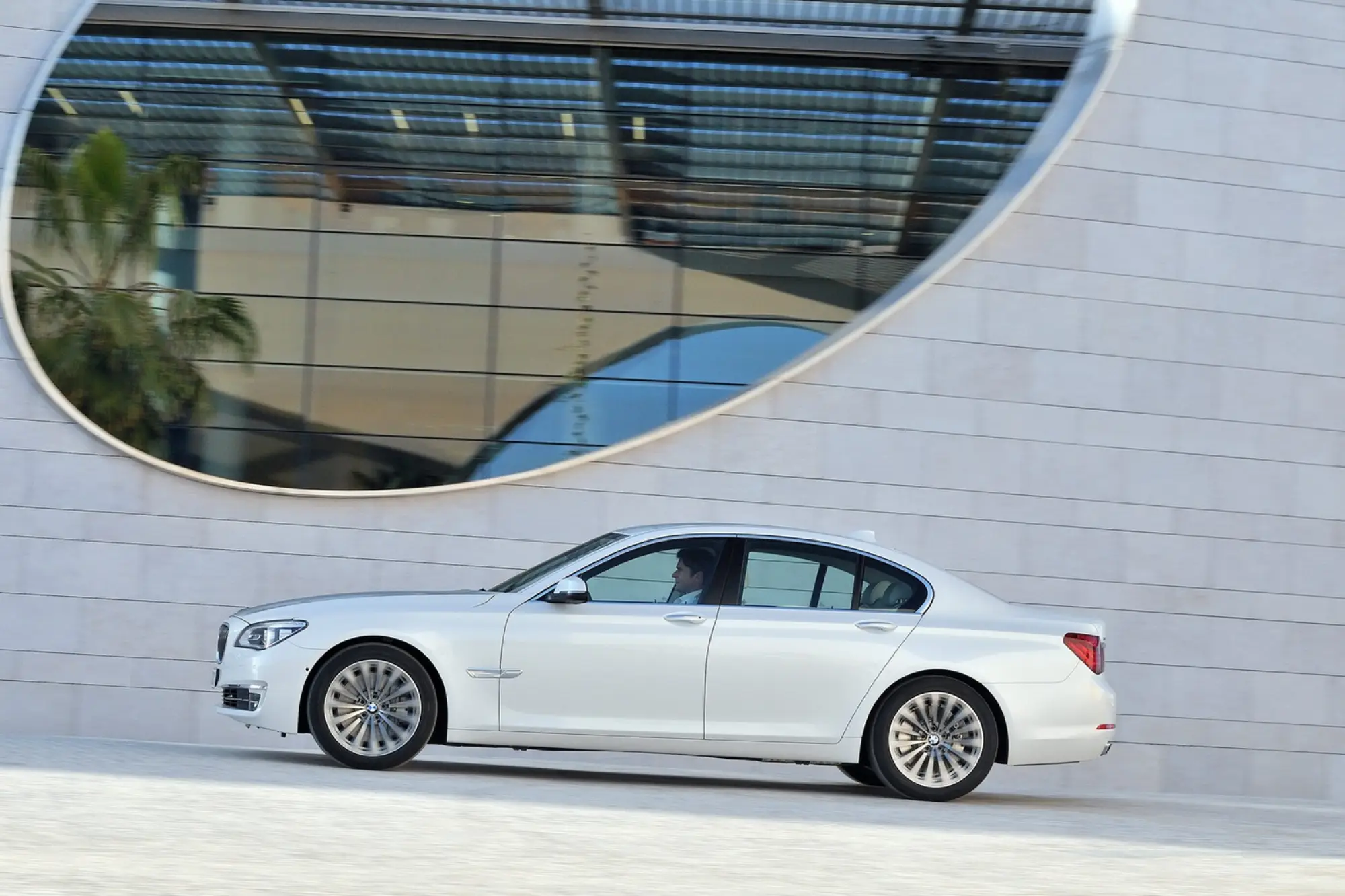 BMW Serie 7 restyling 2012 - 4