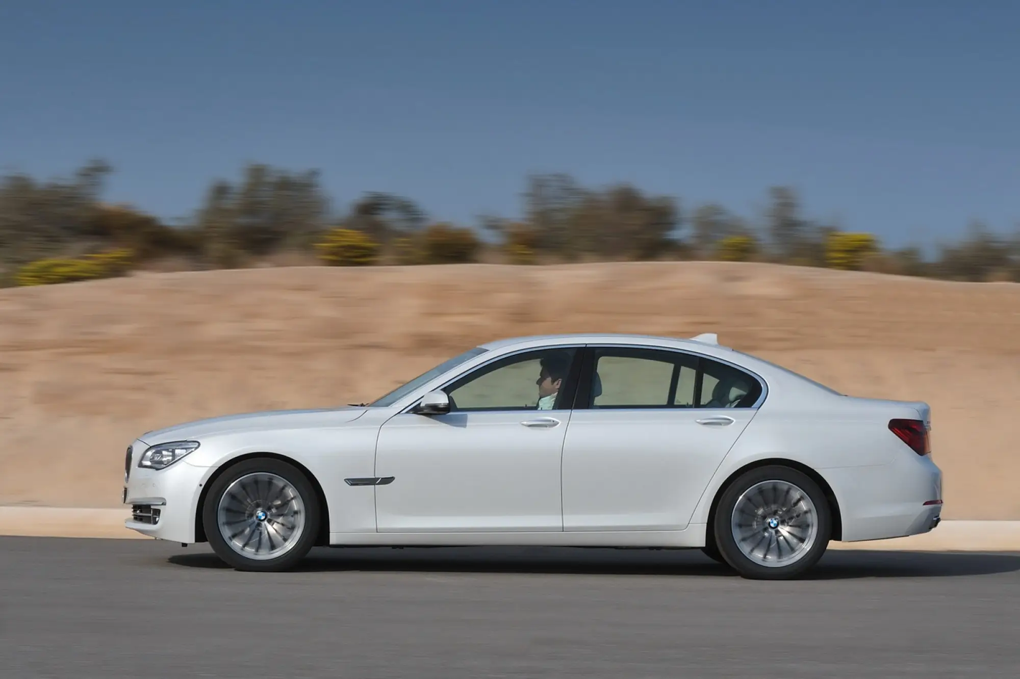 BMW Serie 7 restyling 2012 - 7