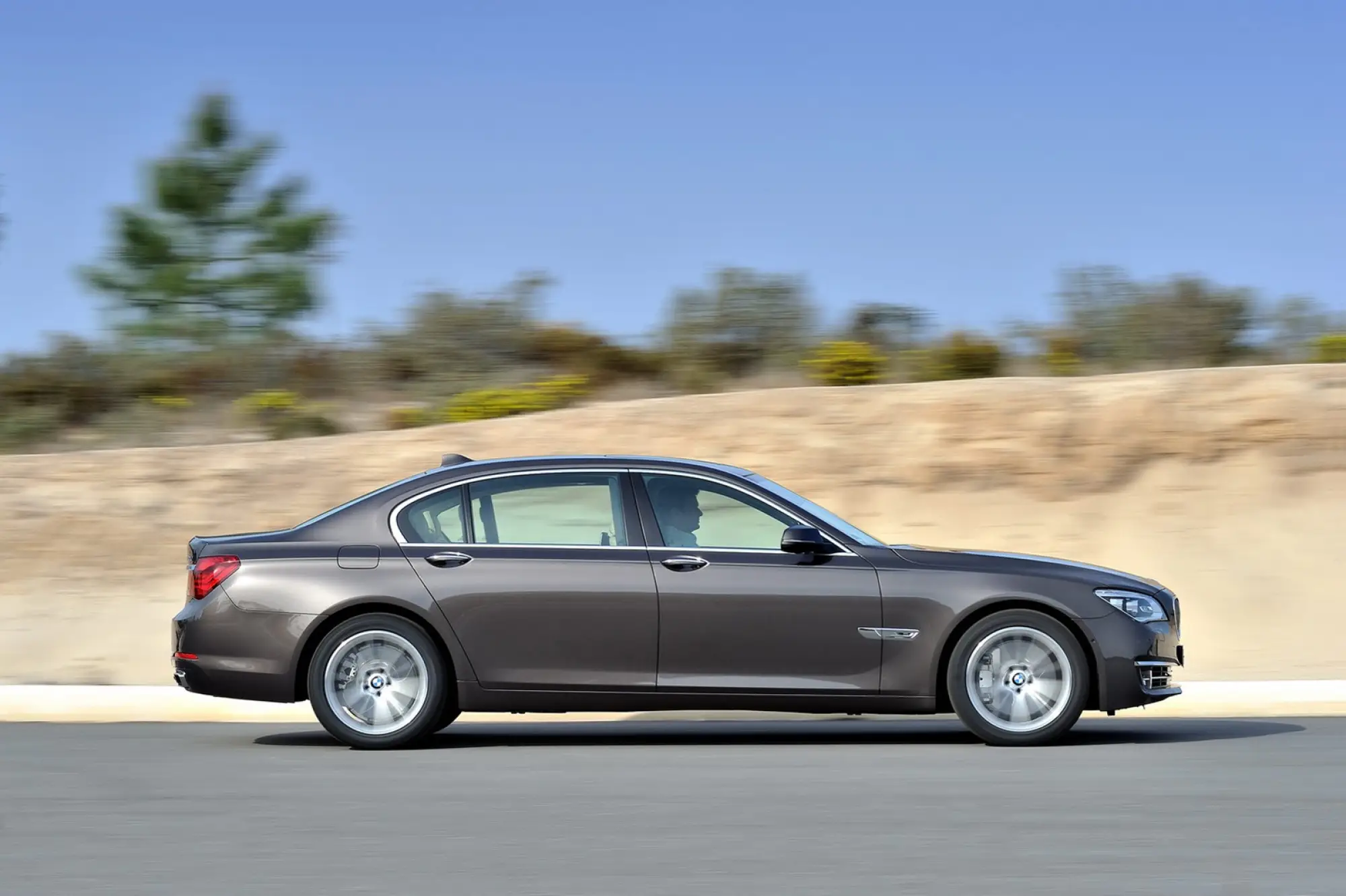 BMW Serie 7 restyling 2012 - 12