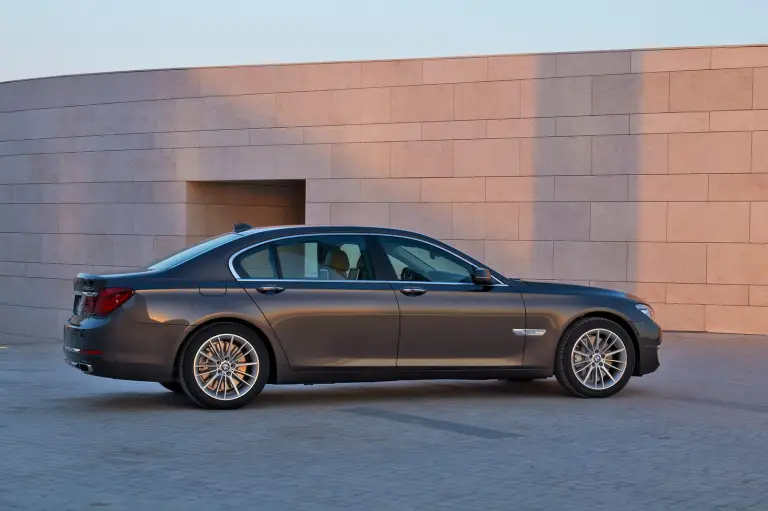 BMW Serie 7 restyling 2012 - 26