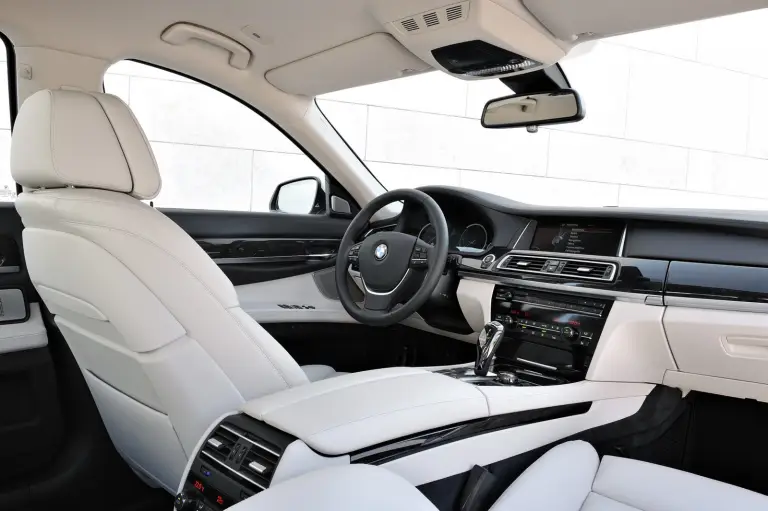 BMW Serie 7 restyling 2012 - 55