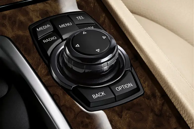 BMW Serie 7 restyling 2012 - 68