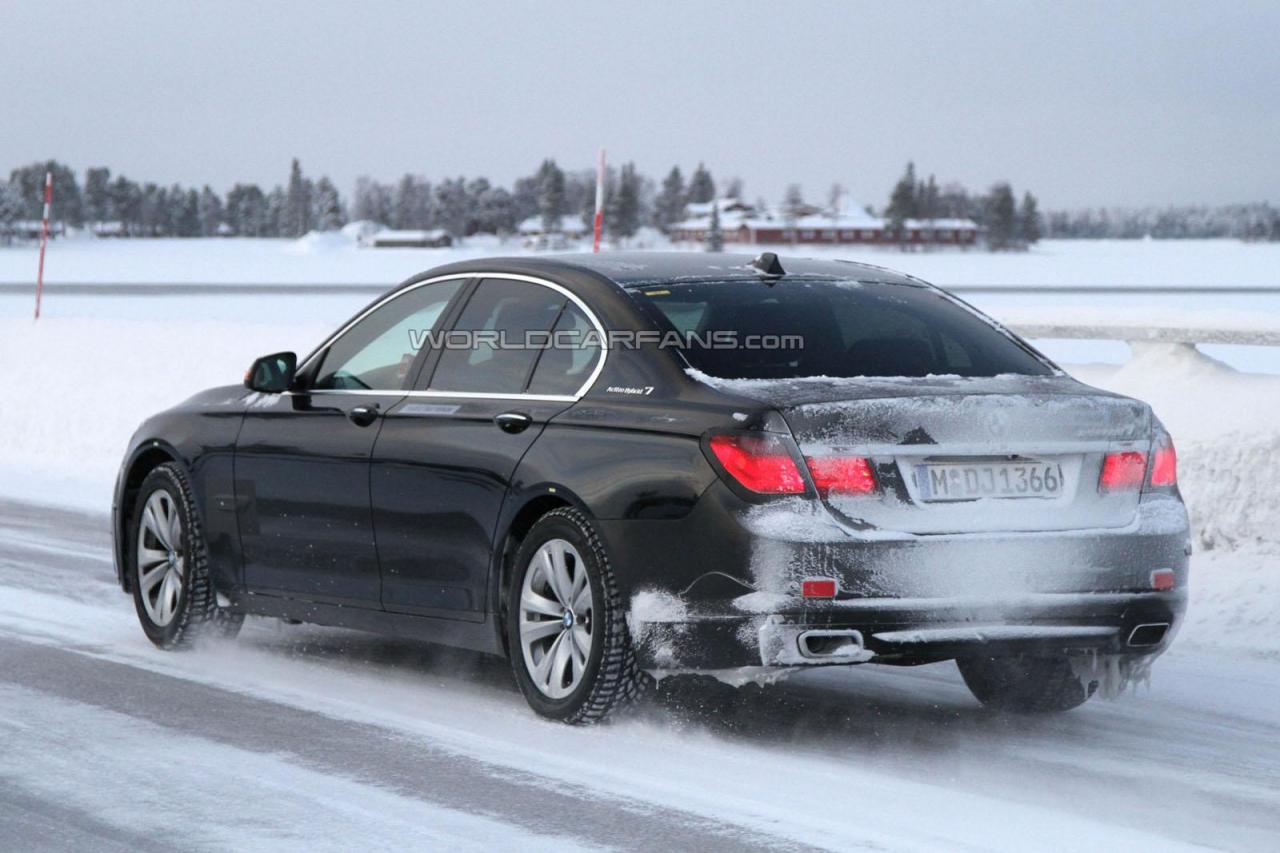 BMW Serie 7 restyling 2013 foto spia gennaio 2012