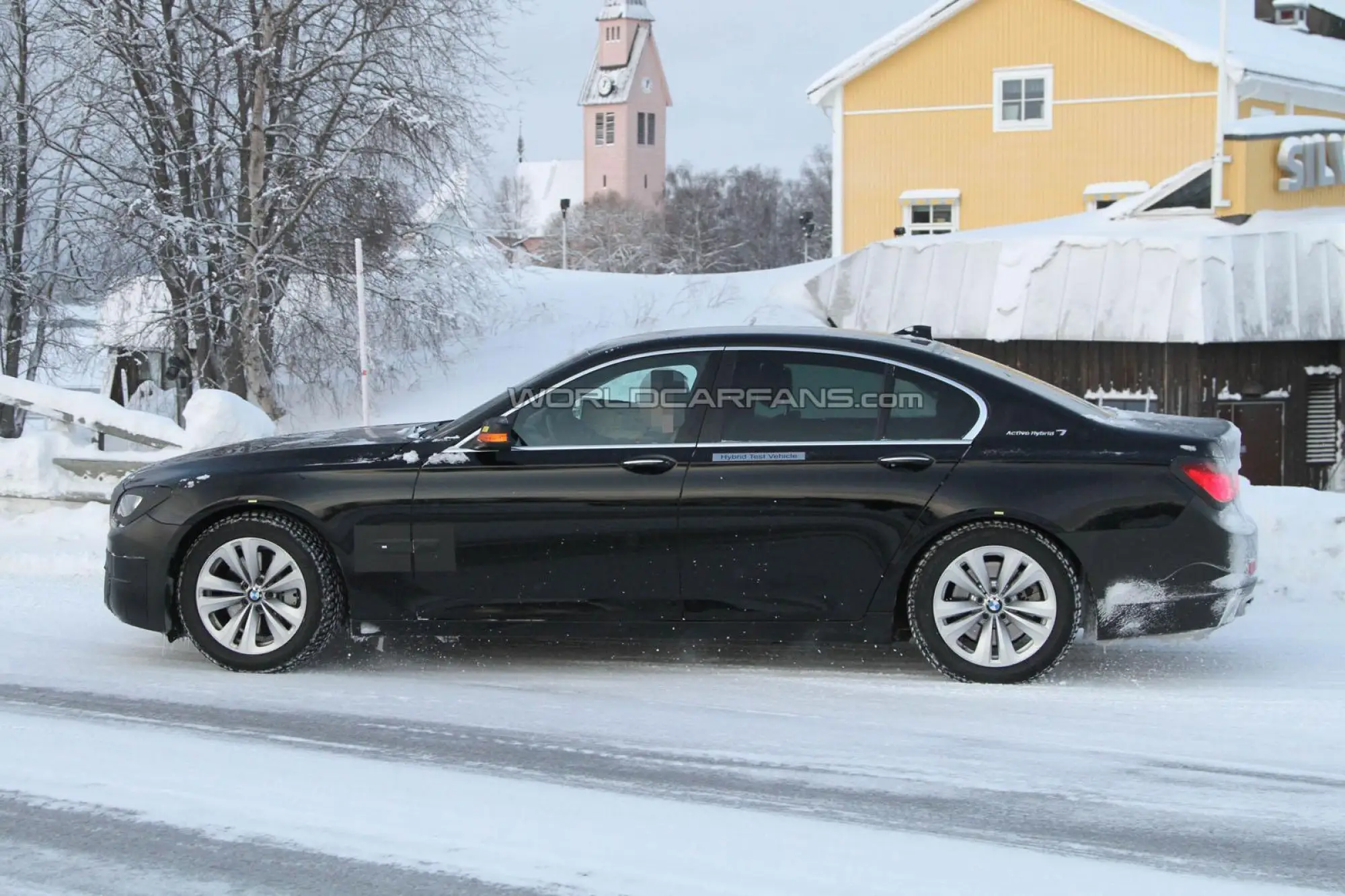 BMW Serie 7 restyling 2013 foto spia gennaio 2012 - 2