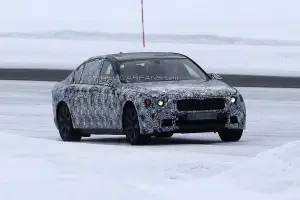 BMW Serie 7 Spy Shot - 2