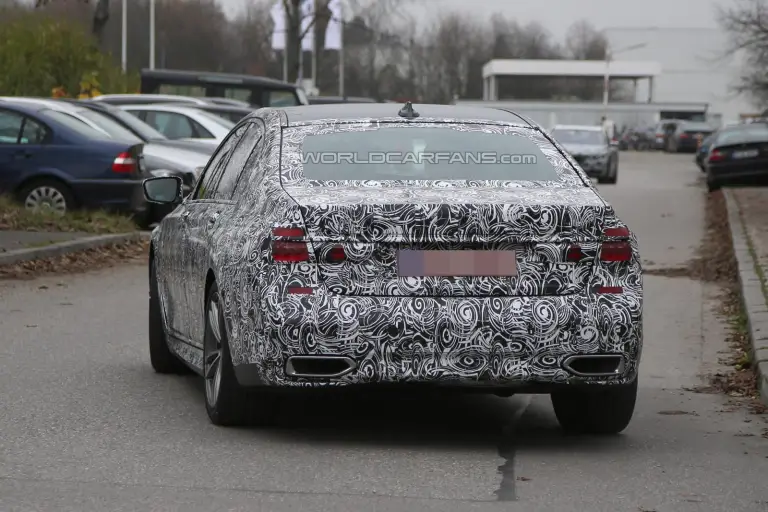 BMW Serie 7 Spy Shot - 11