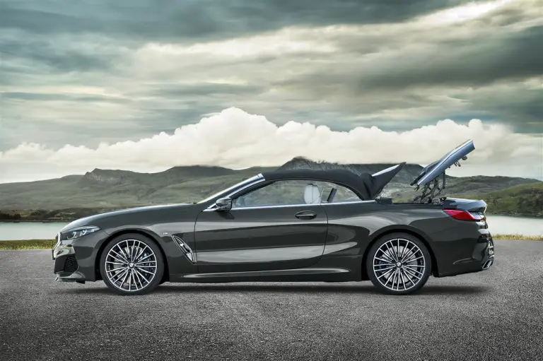 BMW Serie 8 Cabrio - Foto ufficiali - 26