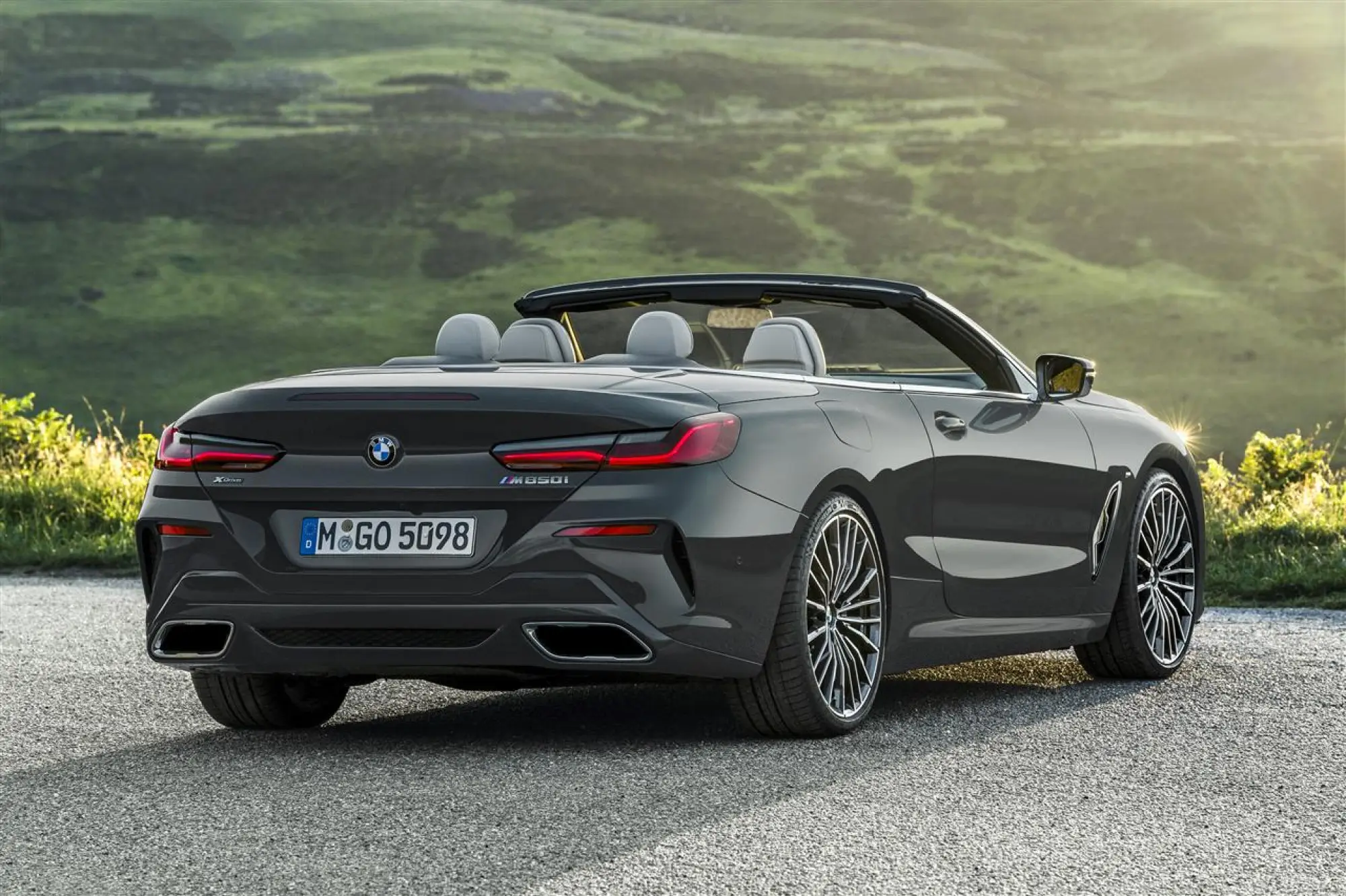 BMW Serie 8 Cabrio - Foto ufficiali - 39