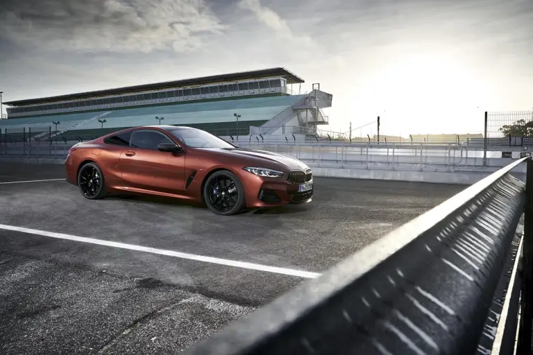 BMW Serie 8 Coupe - Foto ufficiali - 10