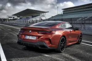 BMW Serie 8 Coupe - Foto ufficiali - 20