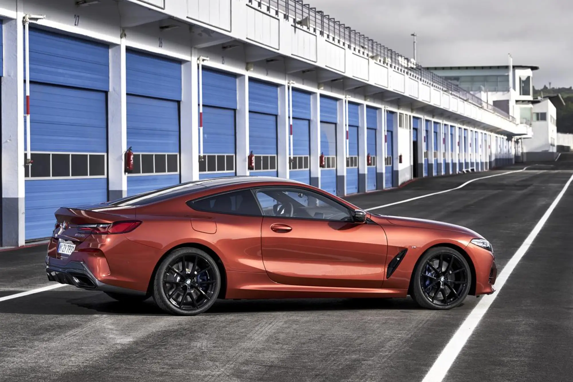 BMW Serie 8 Coupe - Foto ufficiali - 35