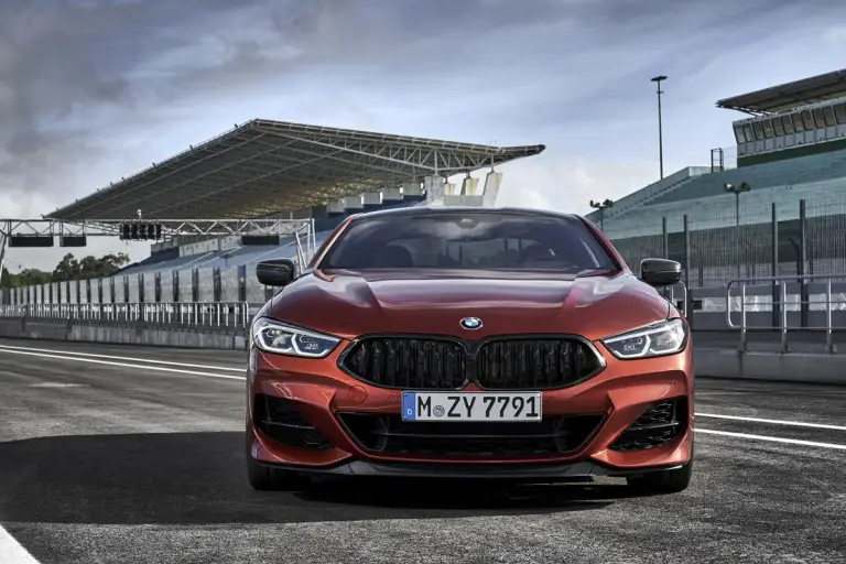 BMW Serie 8 Coupe - Foto ufficiali - 3