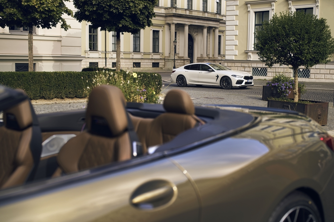 BMW Serie 8 ed M8 2023 - Foto