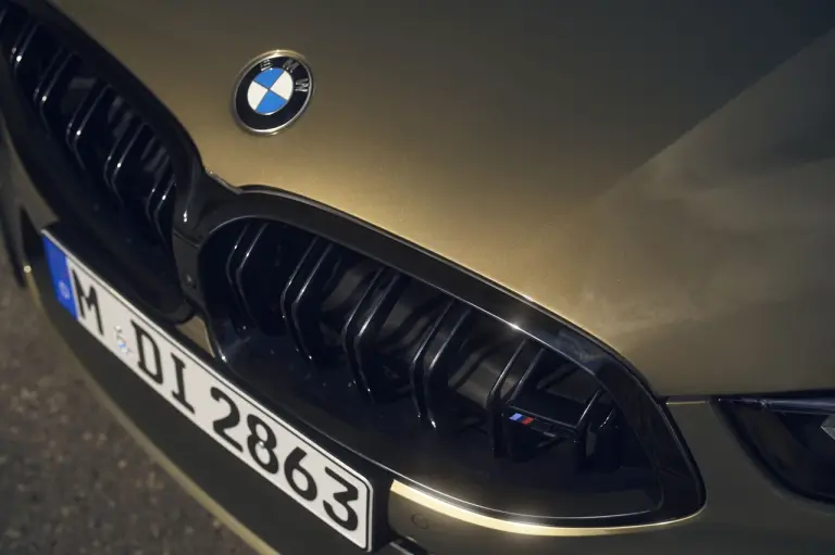 BMW Serie 8 ed M8 2023 - Foto - 43