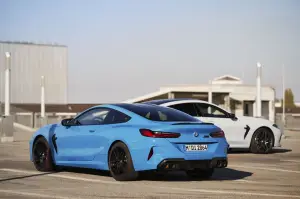 BMW Serie 8 ed M8 2023 - Foto - 65