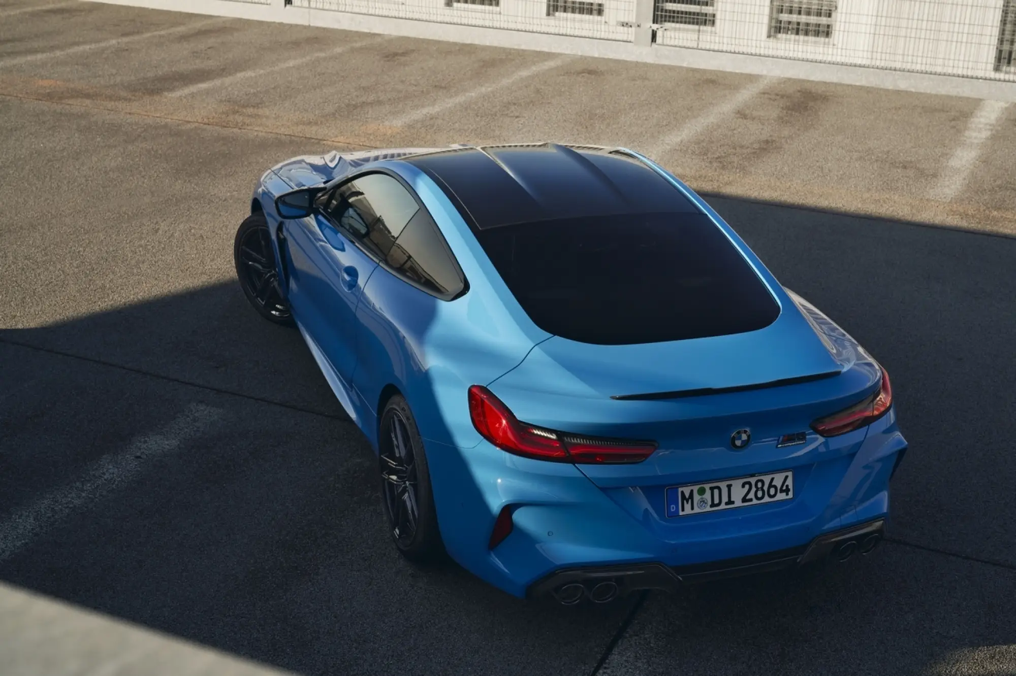 BMW Serie 8 ed M8 2023 - Foto - 63