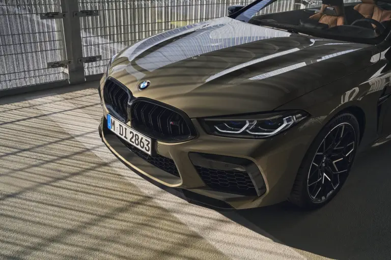 BMW Serie 8 ed M8 2023 - Foto - 10