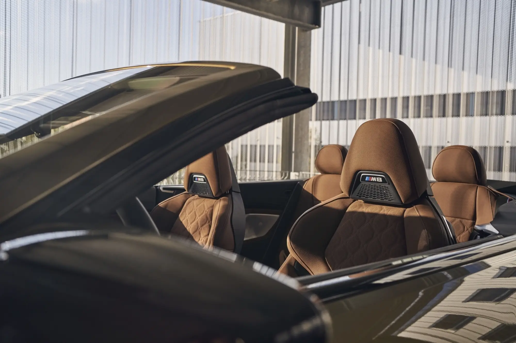 BMW Serie 8 ed M8 2023 - Foto - 21