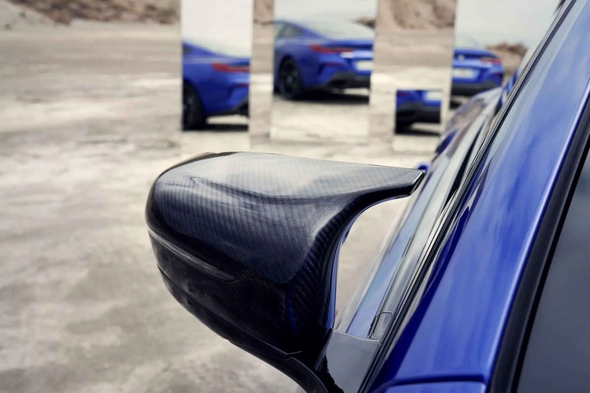 BMW Serie 8 ed M8 2023 - Foto - 36