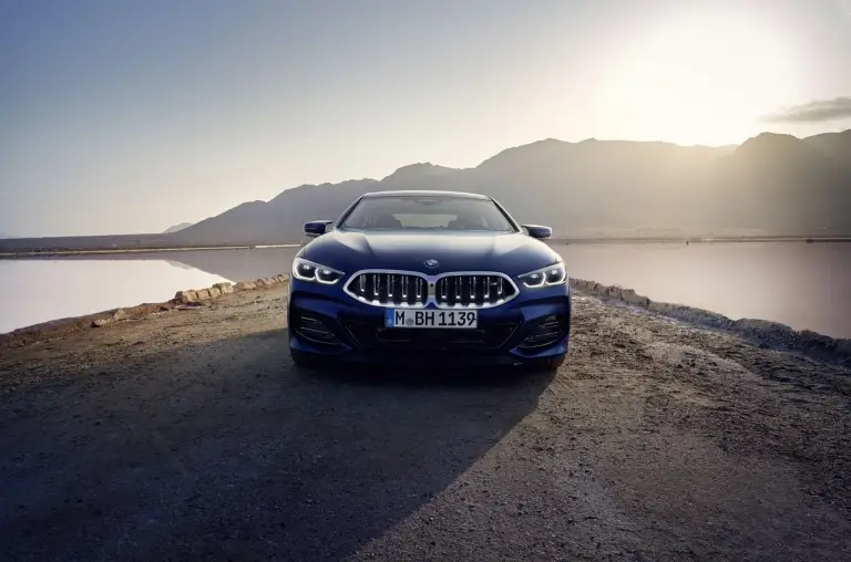 BMW Serie 8 ed M8 2023 - Foto - 13