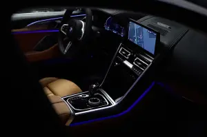 BMW Serie 8 ed M8 2023 - Foto - 72