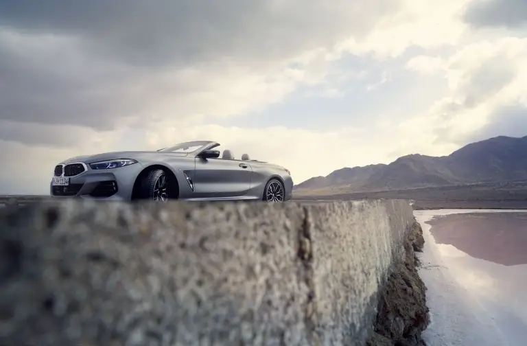 BMW Serie 8 ed M8 2023 - Foto - 68