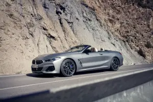 BMW Serie 8 ed M8 2023 - Foto - 62