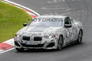 BMW Serie 8 - Foto spia 26-07-2017