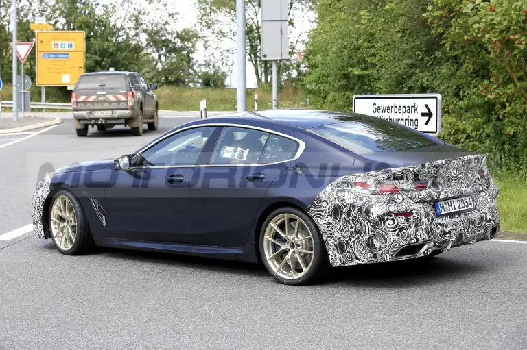 BMW Serie 8 Gran Coupe 2023 - Foto Spia 15-11-2021 - 2