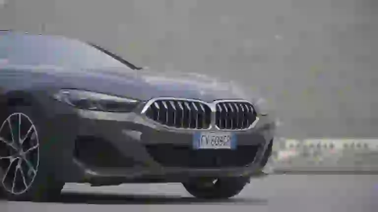 BMW Serie 8 M SPORT 840d XDRIVE 2019 PROVA SU STRADA - 23