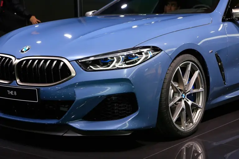 BMW Serie 8 - Salone di Parigi 2018 - 4