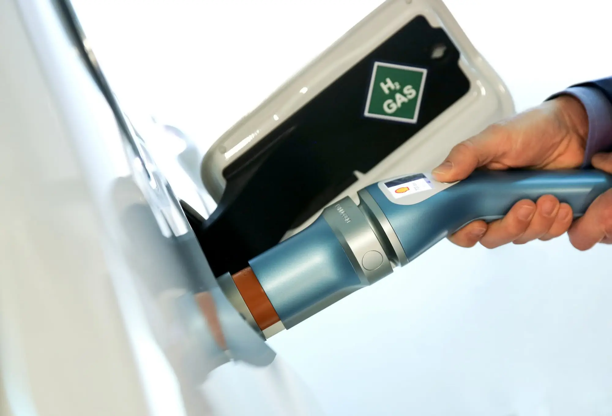 BMW Shell - Stazione di rifornimento idrogeno Oasis - 3