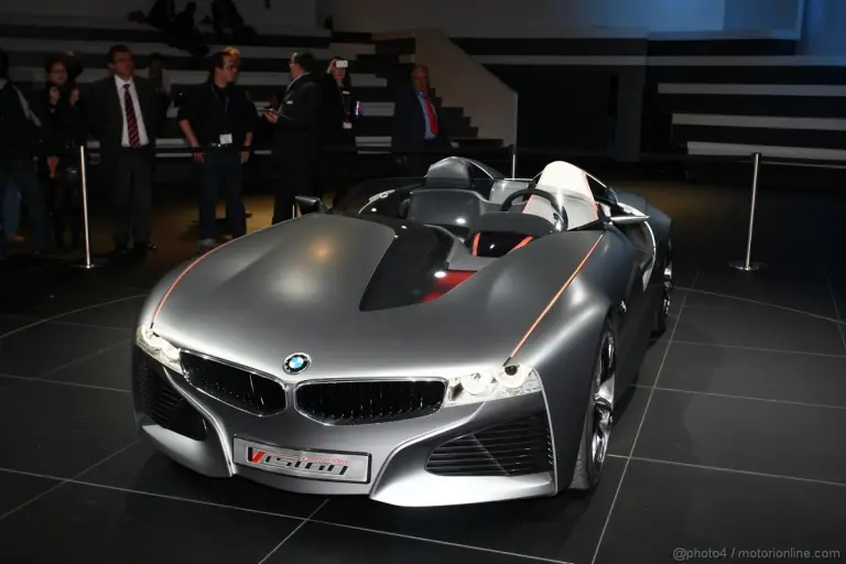 BMW Vision ConnectetDrive Ginevra 2011 - 8