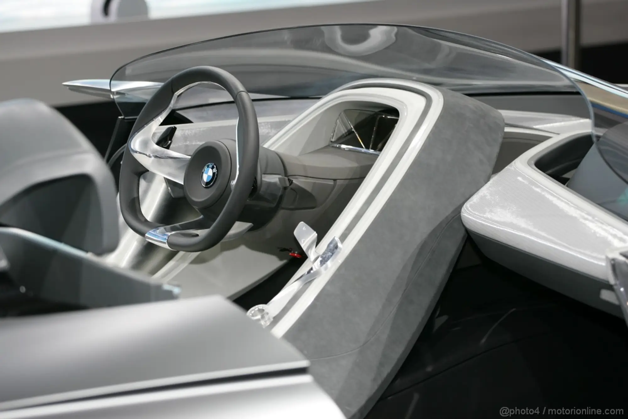 BMW Vision ConnectetDrive Ginevra 2011 - 10