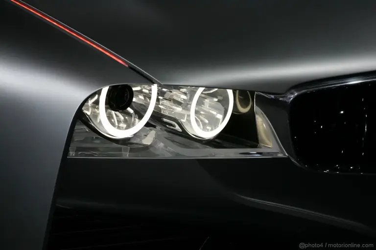 BMW Vision ConnectetDrive Ginevra 2011 - 12