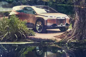 BMW Vision iNext - Foto ufficiali