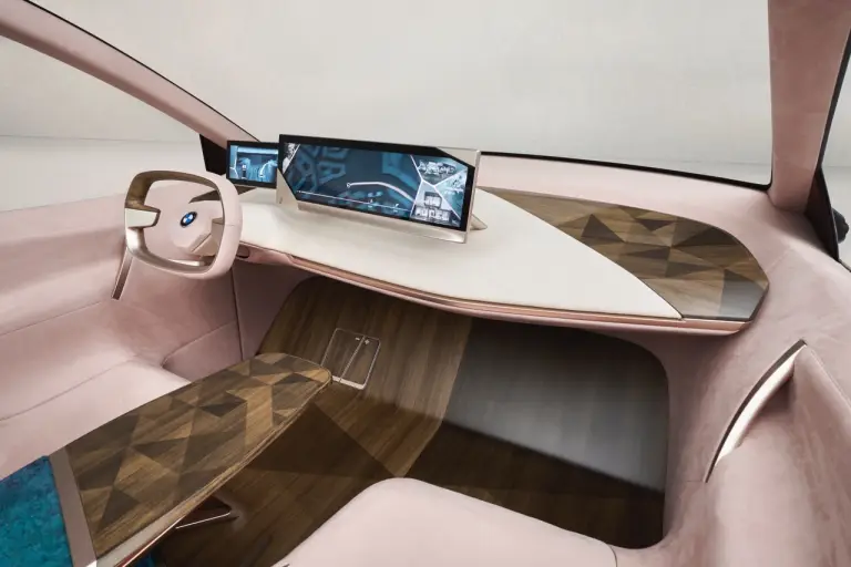 BMW Vision iNext - 8